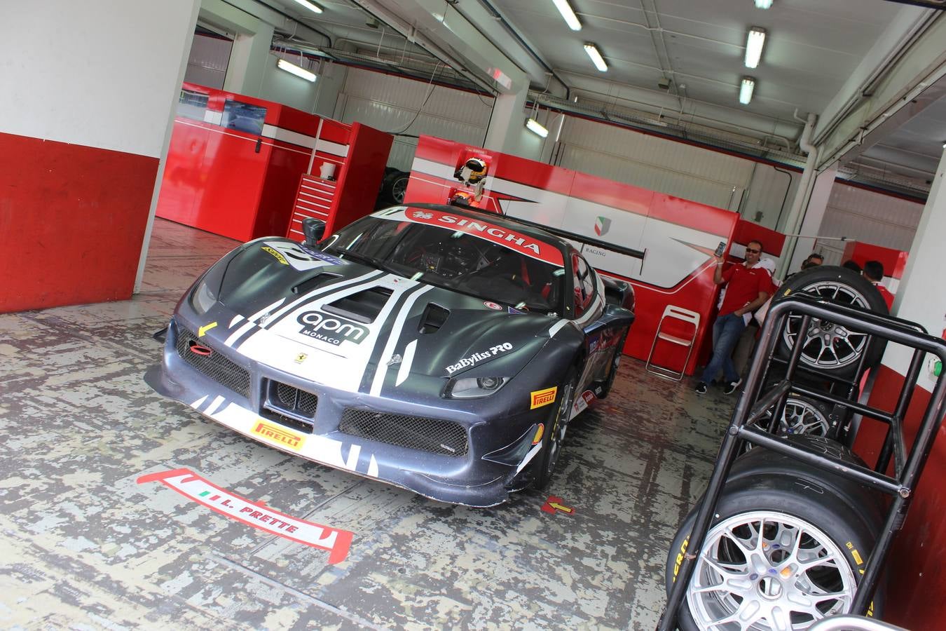 Una de las pruebas más esperadas del año por los aficionados del motor regresa a Cheste, donde se celebra la segunda cita de la Ferrari Challenge Europa