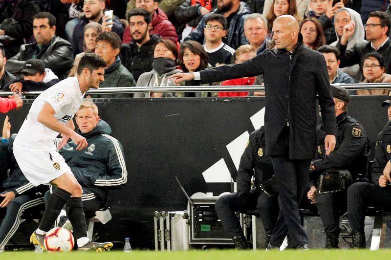 El Valencia y el Real Madrid se enfrentaron en Mestalla en la 30ª jornada de Liga.