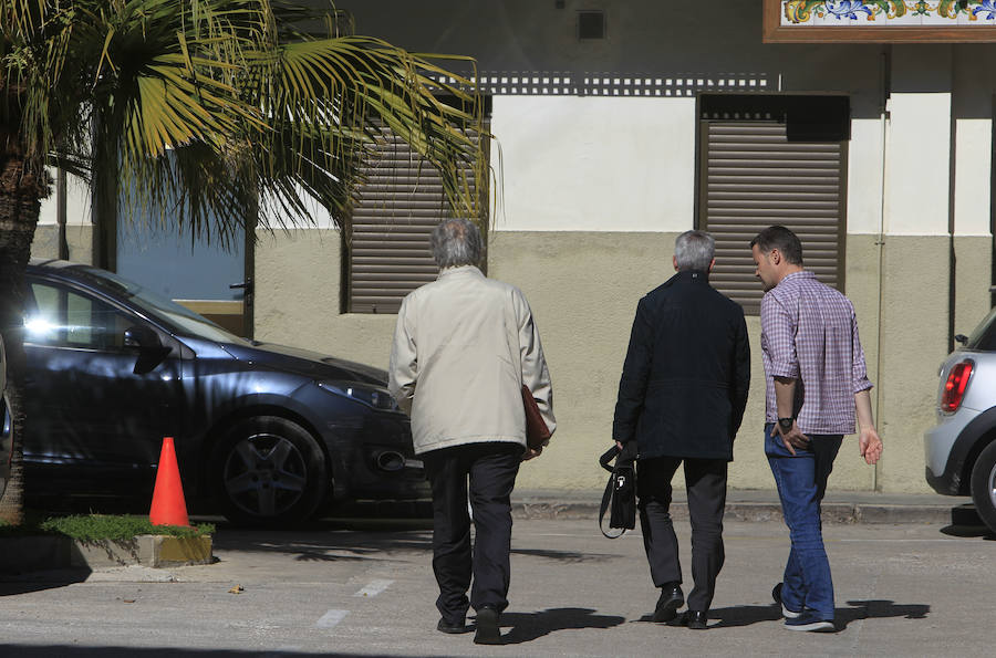 Fotos: Vicente Prieto y Carlos Turró acuden a declarar al juzgado de Patraix
