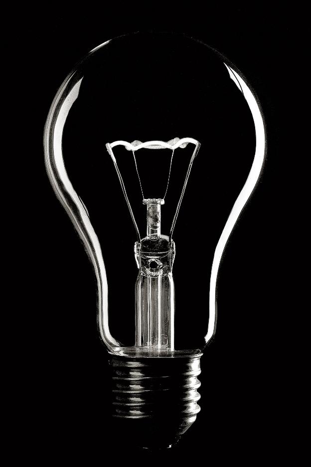 Nuevo giro en las devoluciones del IVPEE. ¿Se abaratará el recibo de la luz?
