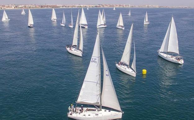 Este fin de semana las aguas valencianas acogen una de las mayores concentraciones náuticas. 