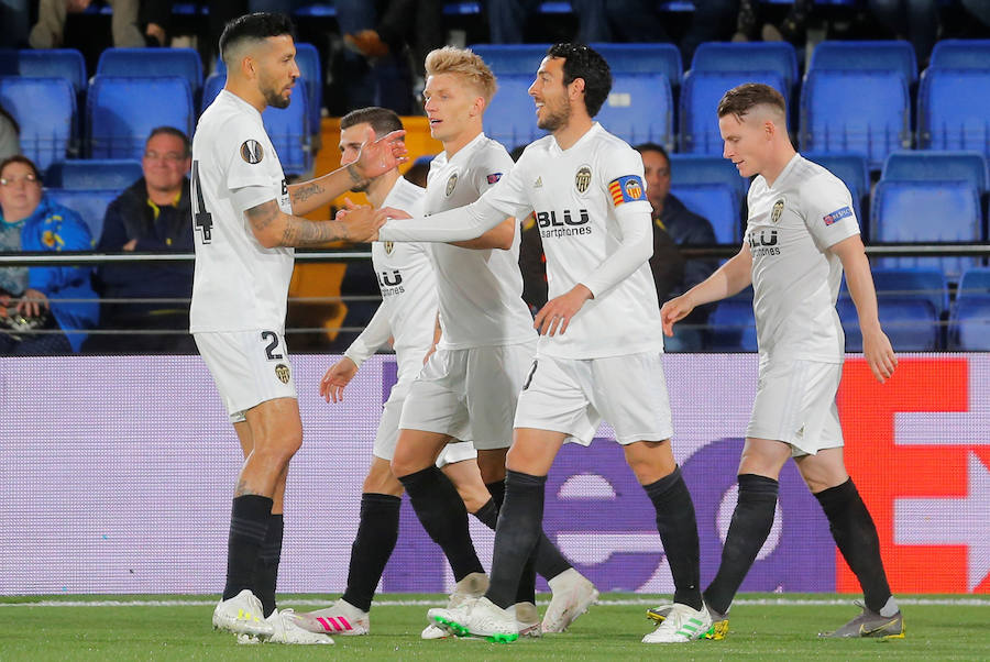 Las mejores fotos del partido de ida de cuartos de final de Europa League entre dos de los clubes de la Comunitat en el Estadio de la Cerámica