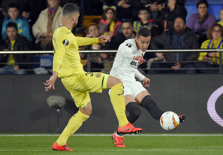 Las mejores fotos del partido de ida de cuartos de final de Europa League entre dos de los clubes de la Comunitat en el Estadio de la Cerámica