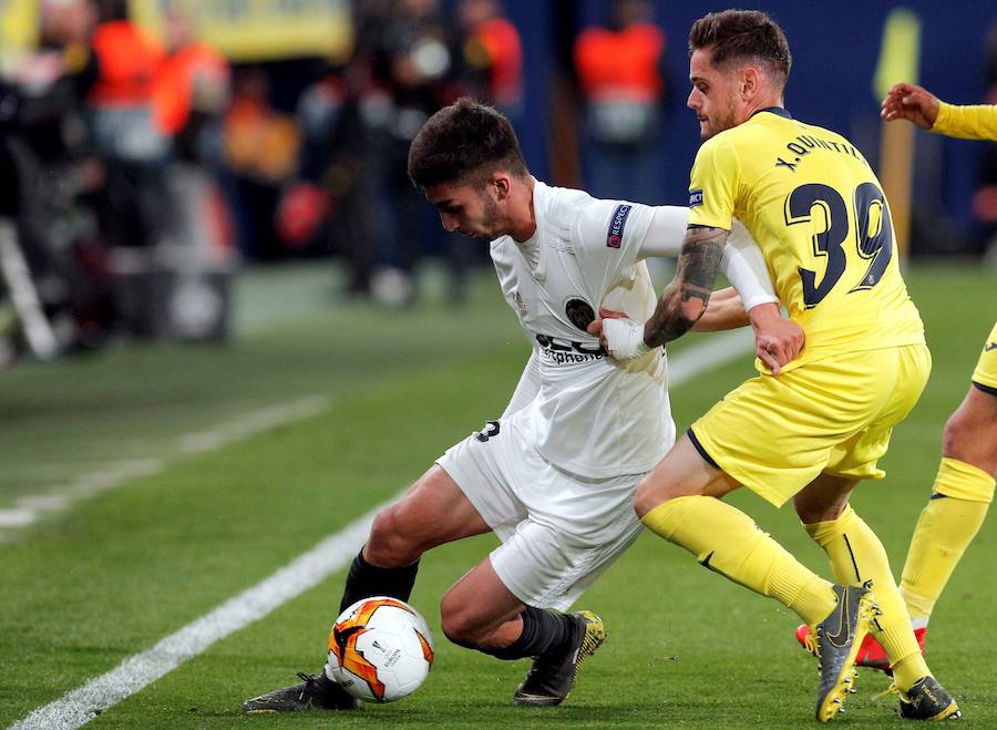 Las mejores fotos del partido de ida de cuartos de final de Europa League entre dos de los clubes de la Comunitat en el Estadio de la Cerámica