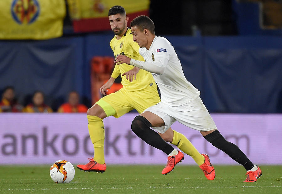 Las mejores fotos del partido de ida de cuartos de final de Europa League entre dos de los clubes de la Comunitat en el Estadio de la Cerámica