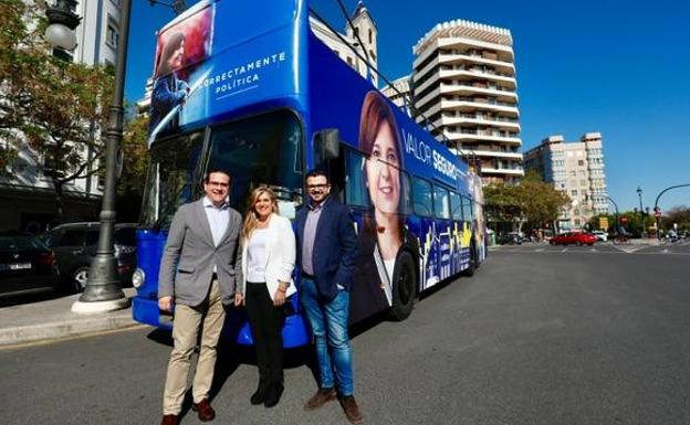 Autobús de la campaña del PP. 