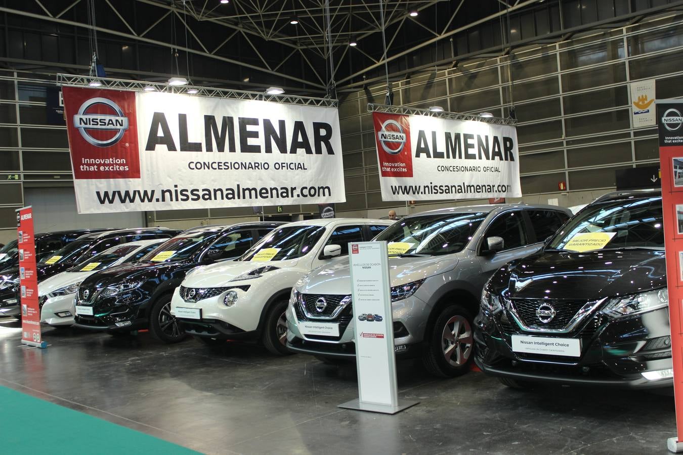 Feria Valencia celebra la 11ª. edición de la 'Feria del Vehículo Selección Ocasión', una cita que reúne hasta el próximo domingo, en el Nivel 3 del recinto ferial a 45 expositores y 26 marcas oficiales. Ofertan unos 1.500 vehículos con grandes descuentos; algunos coches de ocasión rebajados en más de 6.000 euros. 