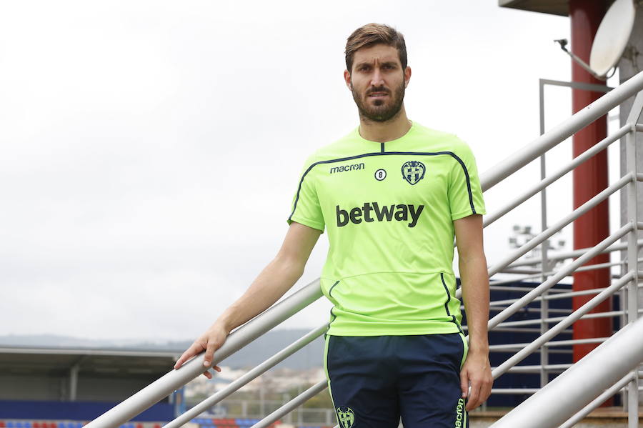 Campaña, jugador del Levante UD.