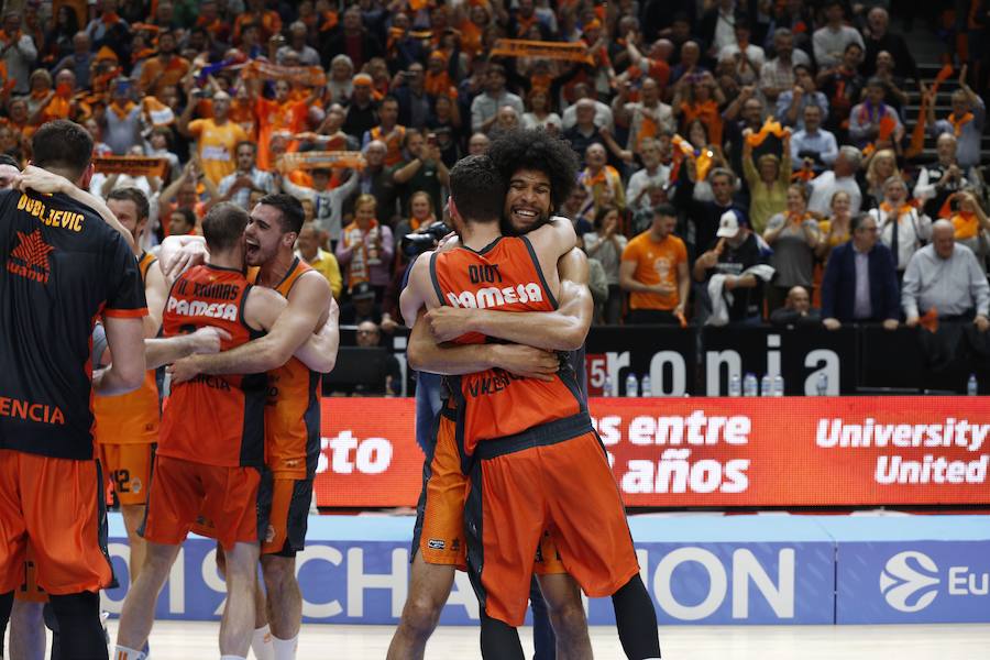 Las mejores fotos del partido que definirá al campeón de EuroCup en la Fonteta