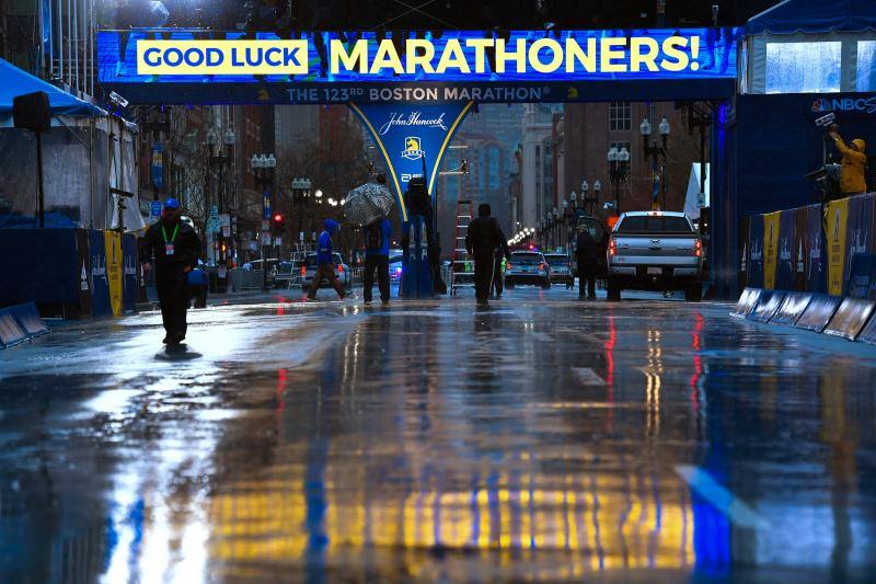 El Maratón de Boston 2019 ha estado marcado por la lluvia. Miles de atletas han recorrido las principales calles de la ciudad de Massachussets en uno de los maratones más prestigiosos del mundo, uno de los seis majors.