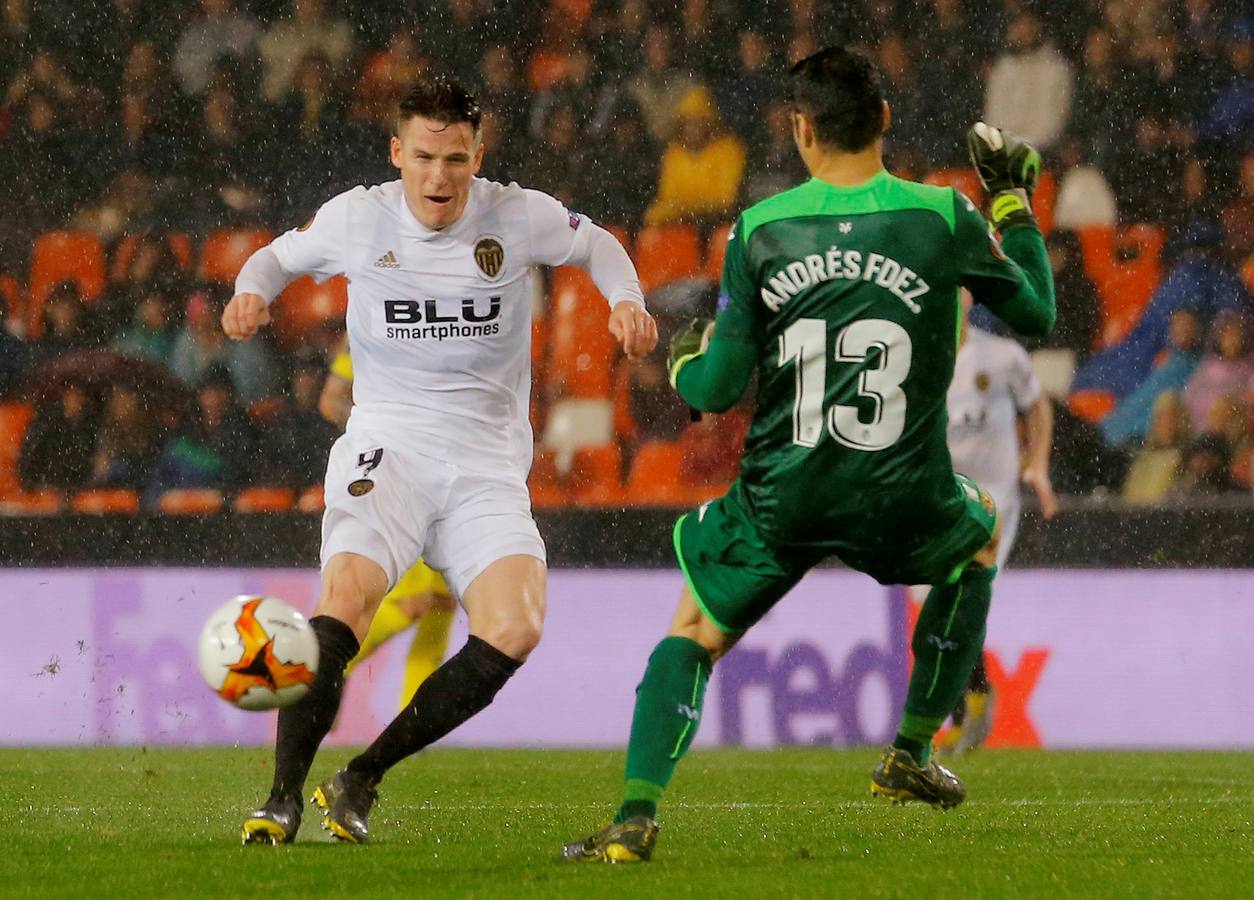 El Valencia CF jugará las semifinales de la Europa League 2018-2019 ante el Arsen de Unai Emery. El equipo de Marcelino superó en la vuelta en Mestalla por 2-0 al Villarreal, en unos cuartos de final encarrilados con el 1-3 de la ida.