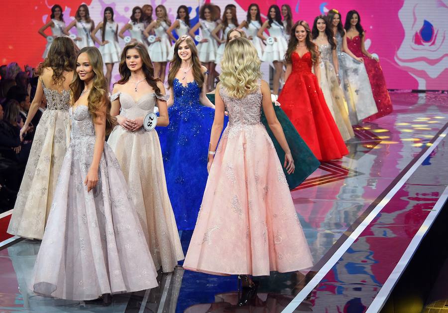 Alina Sanko ha sido elegida Miss Rusia 2019 en la final del concurso en Moscú, celebrado el día 13 de abril. Alina representará a Rusia en las competiciones de Miss Mundo 2019 y Miss Universo 2019. Alina tiene 20 años, estudia arquitectura y es originaria de la ciudad de Azov. La joven ha sido galardonada con una corona de oro blanco adornada con piedras preciosas y un premio de tres millones de rublos (más de 46.000 dólares). 