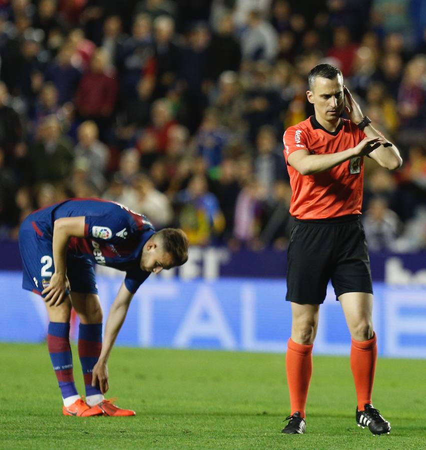 Estas son las mejores imágenes del partido decisivo para el conjunto granota en el Ciutat de València. Encuentro correspondiente a la jornada 34 de LaLiga