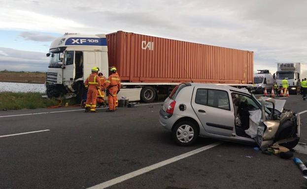 Tráfico en Valencia | Un fallecido tras una colisión en la N-332 a la altura de Favara