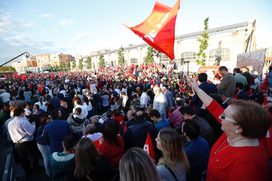 Fotos: Sánchez pide el voto para el PSOE en el cierre de campaña en Valencia