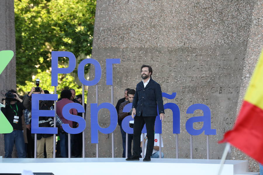 Fotos: Mitin de Vox en la plaza de Colón de Madrid