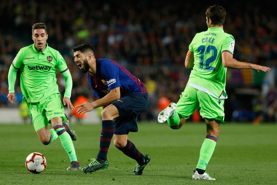 Las mejores fotos del partido de la jornada 35 de LaLiga en el Camp Nou. Un encuentro decisivo para ambos conjuntos