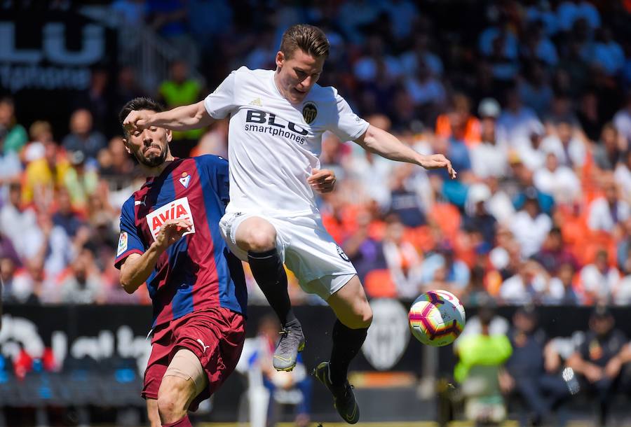 Estas son las fotos que deja el partido de la jornada 35 de LaLiga en Mestalla