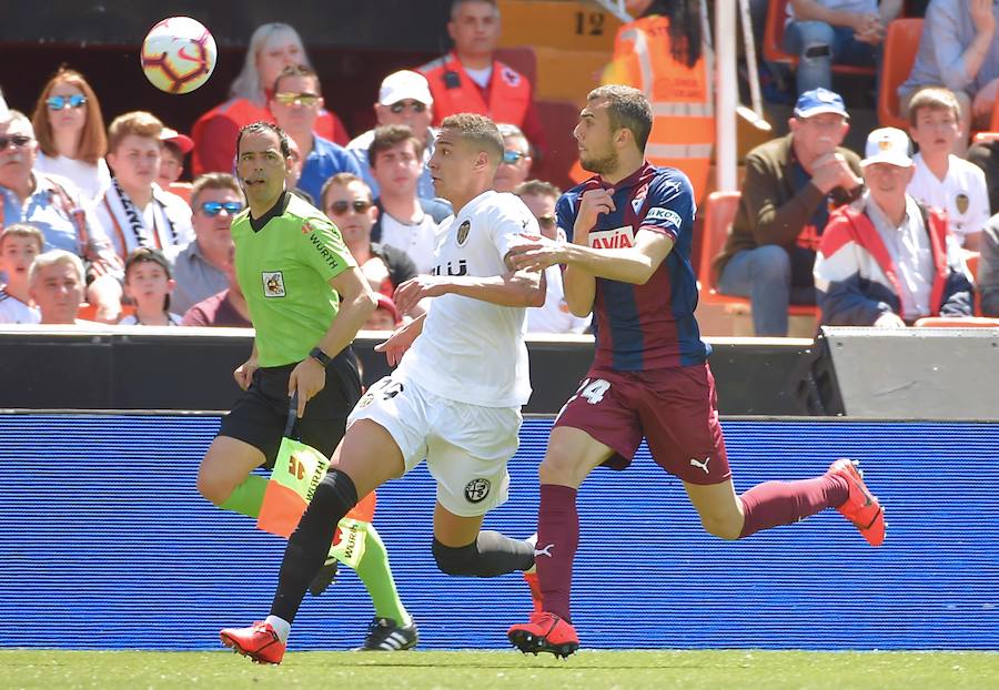 Estas son las fotos que deja el partido de la jornada 35 de LaLiga en Mestalla