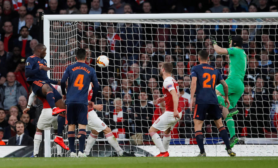 Estas son las mejores imágenes que deja el partido de ida de semifinales de la liga europea en el Emirates Stadium