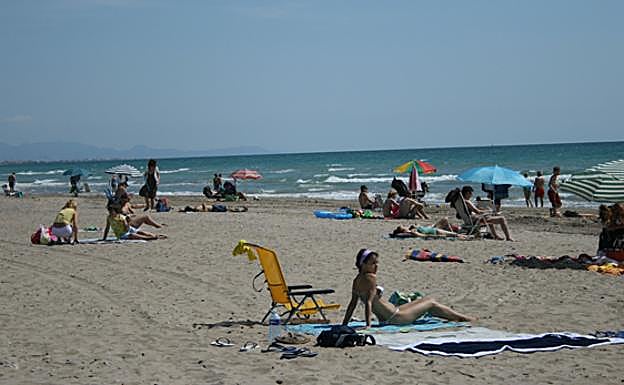 Playa de Canet d'En Berenguer, en una imagen de archivo.