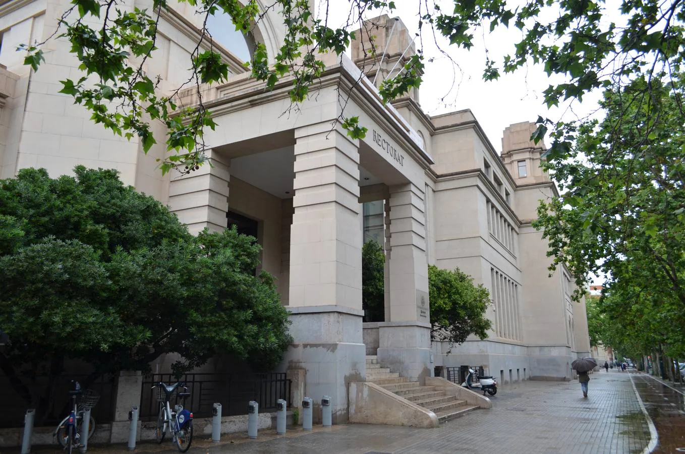 Edificio del Rectorado de la Universitat de València.