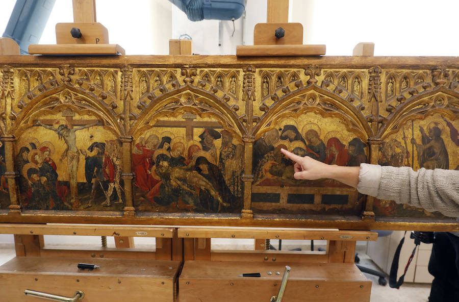 Fotos: Predela del Centenar de la Ploma, antes de su restauración