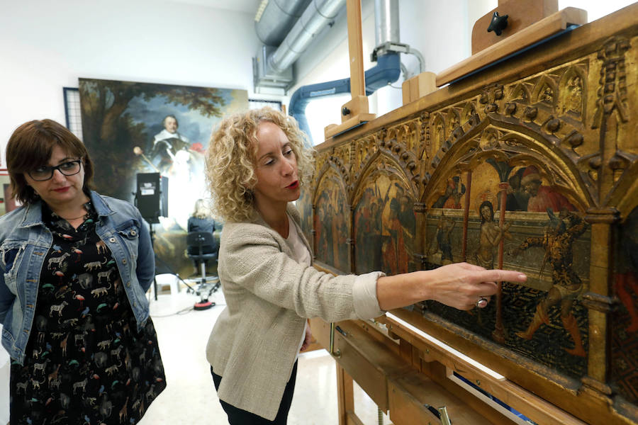 Fotos: Predela del Centenar de la Ploma, antes de su restauración