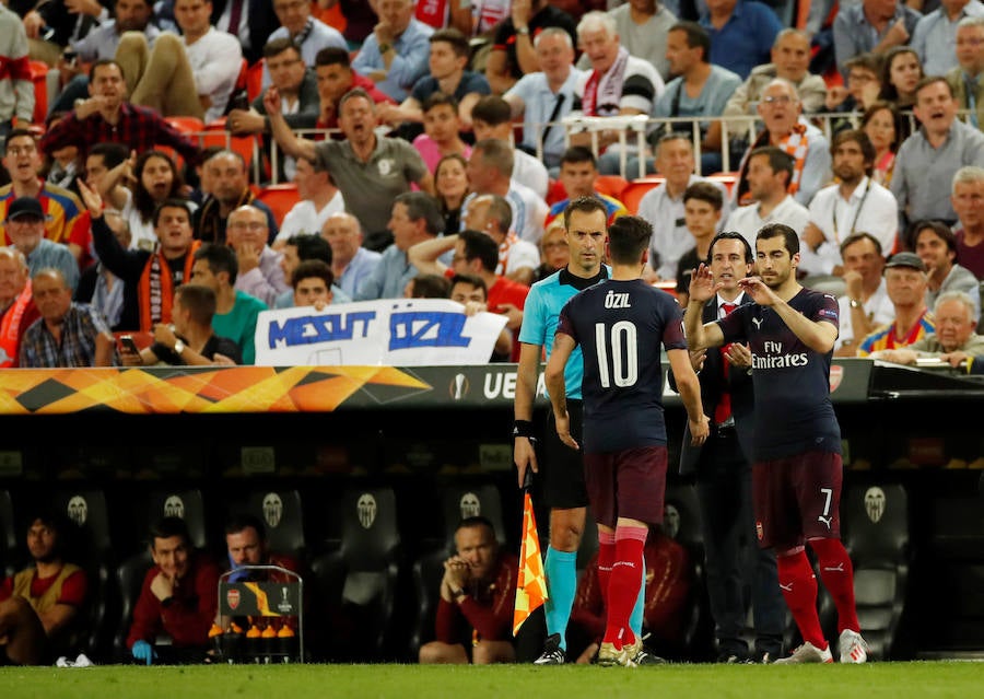 Las mejores fotos del partido de vuelta de semifinales de Europa League disputado en Mestalla