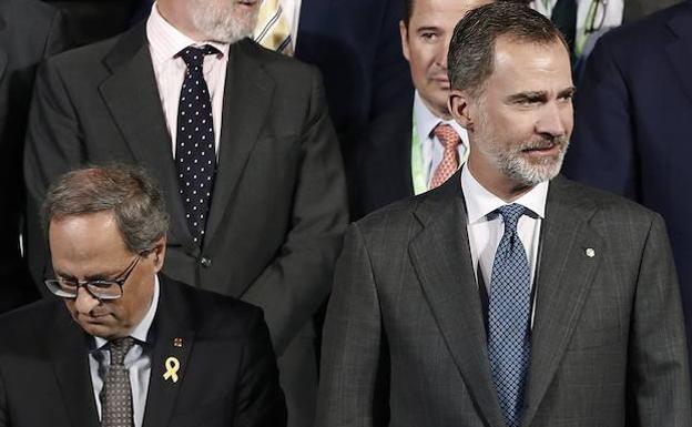 El rey Felipe VI y Quim Torra, este viernes en la Fira de Barcelona.