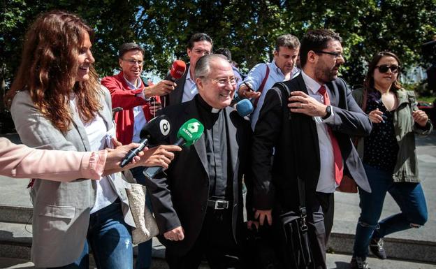 Esteban Escudero a su llegada a la Ciudad de la Justicia para declarar. 