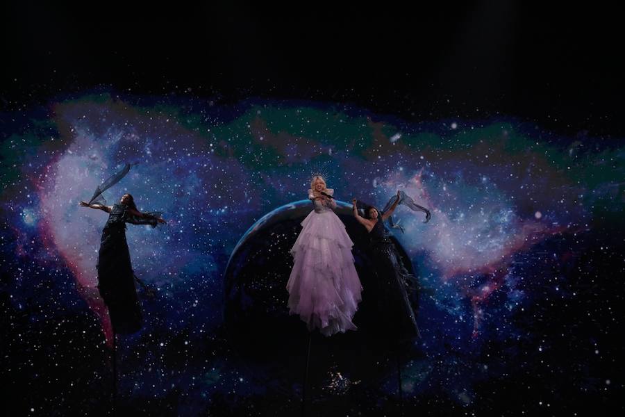 Eurovisión 2019 arrancaba este martes desde Israel con una primera semifinal que ha elevado a Australia a los cielos y ha clasificado además a Islandia, Estonia, Bielorrusia, Serbia, Chipre, República Checa, Eslovenia, Grecia y... San Marino. El próximo jueves 16 saldrán otros 10 países de la segunda semifinal, que se sumarán a estos diez seleccionados.