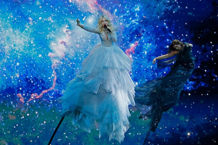 Eurovisión 2019 arrancaba este martes desde Israel con una primera semifinal que ha elevado a Australia a los cielos y ha clasificado además a Islandia, Estonia, Bielorrusia, Serbia, Chipre, República Checa, Eslovenia, Grecia y... San Marino. El próximo jueves 16 saldrán otros 10 países de la segunda semifinal, que se sumarán a estos diez seleccionados.