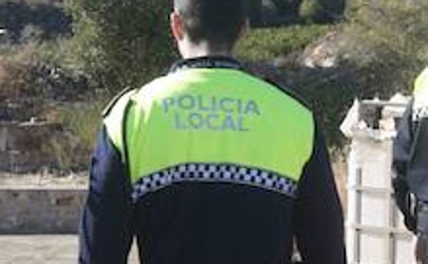 Sólo 3 de 113 aspirantes a policía de la Pobla de Vallbona pasan la primera fase