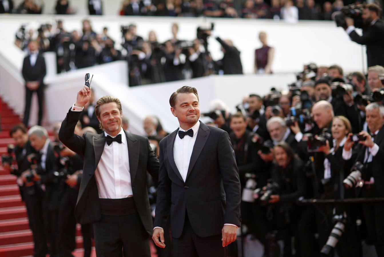 «Érase una vez en... Hollywood», de Quentin Tarantino, era una de las películas más esperadas del Festival de Cannes, y su alfombra roja este martes antes del estreno no decepcionó, con Leonardo DiCaprio y Brad Pitt como dos de los actores más aclamados. Completó el trío Margot Robbie.