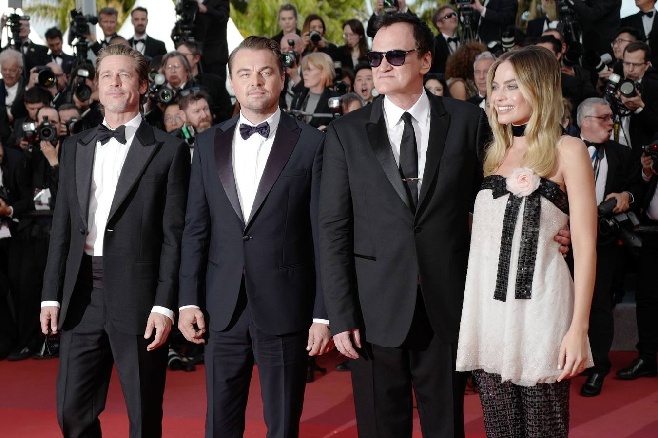 «Érase una vez en... Hollywood», de Quentin Tarantino, era una de las películas más esperadas del Festival de Cannes, y su alfombra roja este martes antes del estreno no decepcionó, con Leonardo DiCaprio y Brad Pitt como dos de los actores más aclamados. Completó el trío Margot Robbie.