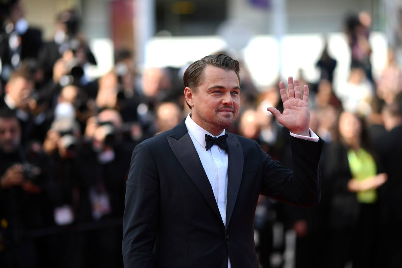 «Érase una vez en... Hollywood», de Quentin Tarantino, era una de las películas más esperadas del Festival de Cannes, y su alfombra roja este martes antes del estreno no decepcionó, con Leonardo DiCaprio y Brad Pitt como dos de los actores más aclamados. Completó el trío Margot Robbie.