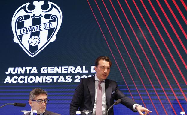 El Levante UD sube a cuatro el mínimo de acciones para el descuento en el pase