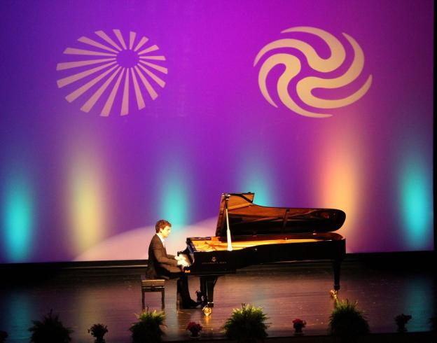 El pianista Alexander Ullman durante su actuación. 