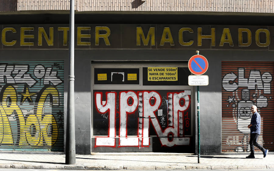 Fotos: Cierre de negocios y comercios en Valencia