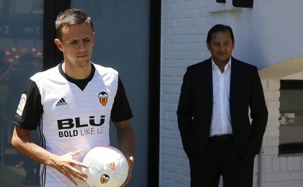 Maksimovic deja diez millones en el Valencia