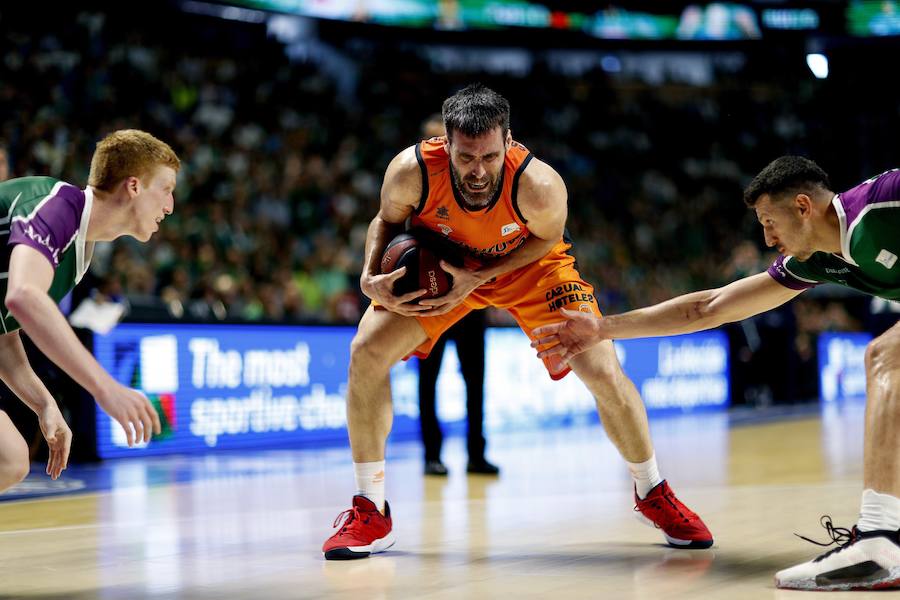 Estas son las fotos que deja el segundo partido de cuartos de final del playoff de Liga ACB en el Martin Carpena