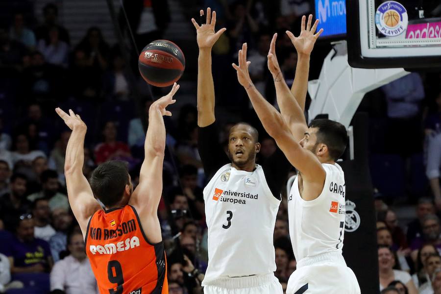 Estas son las fotos que deja el primer partido de semifinales de playoff de Liga Endesa en el WiZink Center