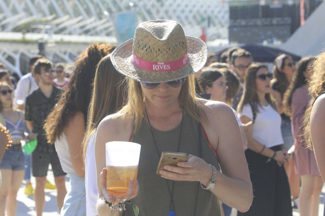 La Ciudad de las Artes y las Ciencias de Valencia acoge este 7 y 8 de junio a miles de fans de la música y a cientos de artistas para dar la bienvenida al verano