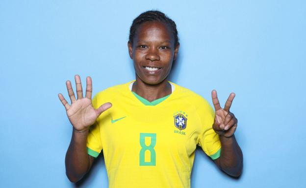 Formiga, la futbolista récord