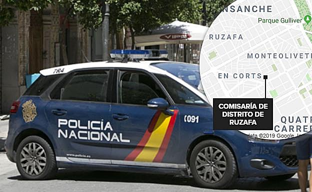 Una patrulla en Ruzafa y ubicación de la comisaría de distrito en la calle Zapadores.
