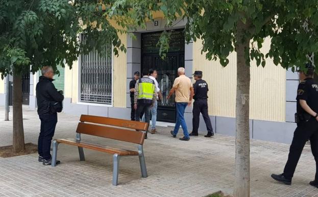 Descartan el ajuste de cuentas e investigan el entorno de la víctima de Xàtiva