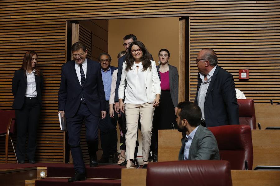 Fotos: Primera sesión de investidura en Les Corts de la X Legislatura