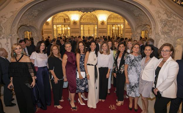 Imagen principal - Lanzadera y Alicantec reciben el V Premio Conexus por impulsar el emprendimiento y la innovación en la Comunitat Valenciana