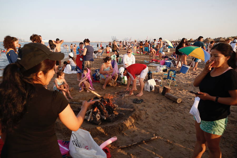 Fotos: El fuego purificador de San Juan